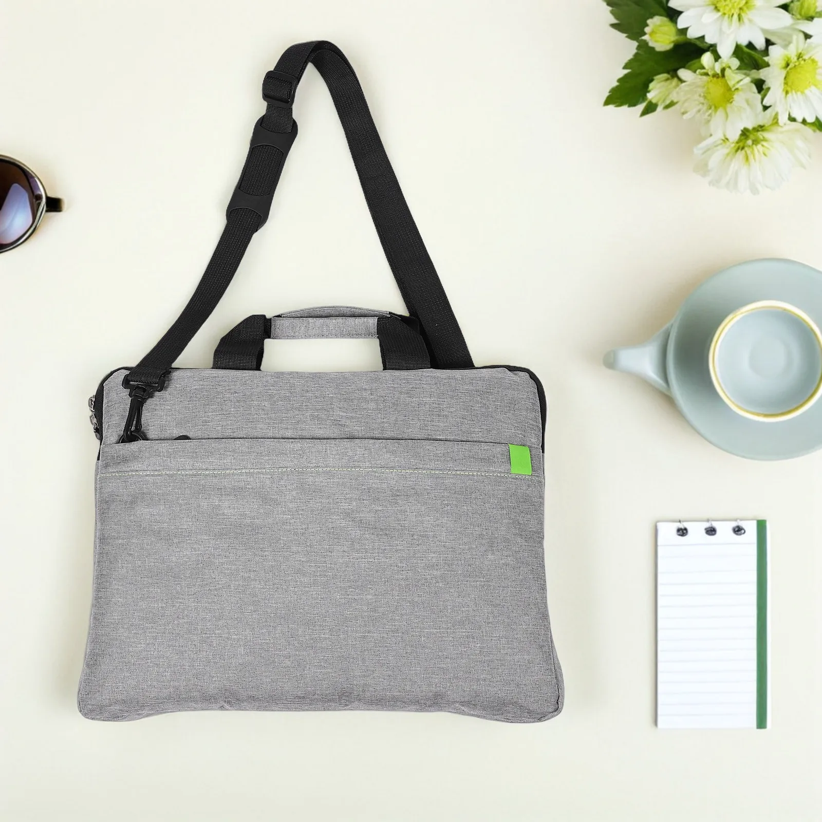 Large Capacity Laptop Bag Solid Color Sleek Minimalist Design Lightweight Portable Crossbody Shoulder Tote for Office Business