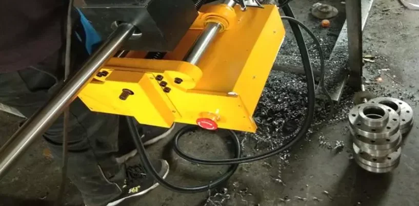 Portable internal hole automatic welding machine/boring machine auxiliary equipment internal round welding machine for sale image 5