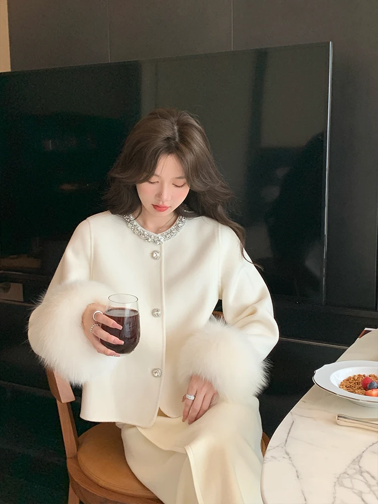 

Double-Faced Woolen Coat ort Sle Fur Collar Women's Faion Sweet Sle Button Embelliment Diamond Stitching Chines...