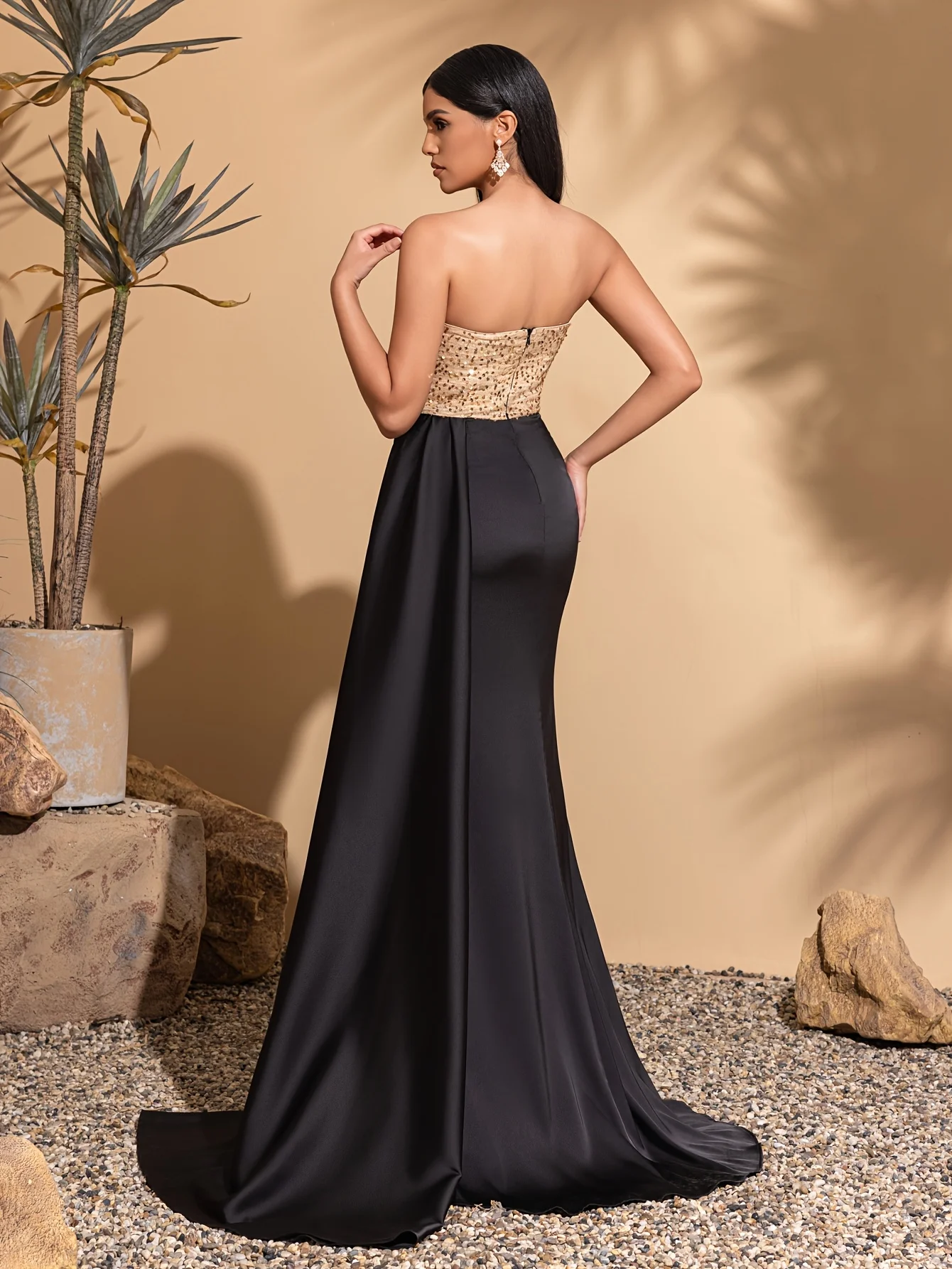 Satin Waist Slimming, Sequin Stitching, Chest Pleats, Slit Floor-Length Wedding Dress Skirt