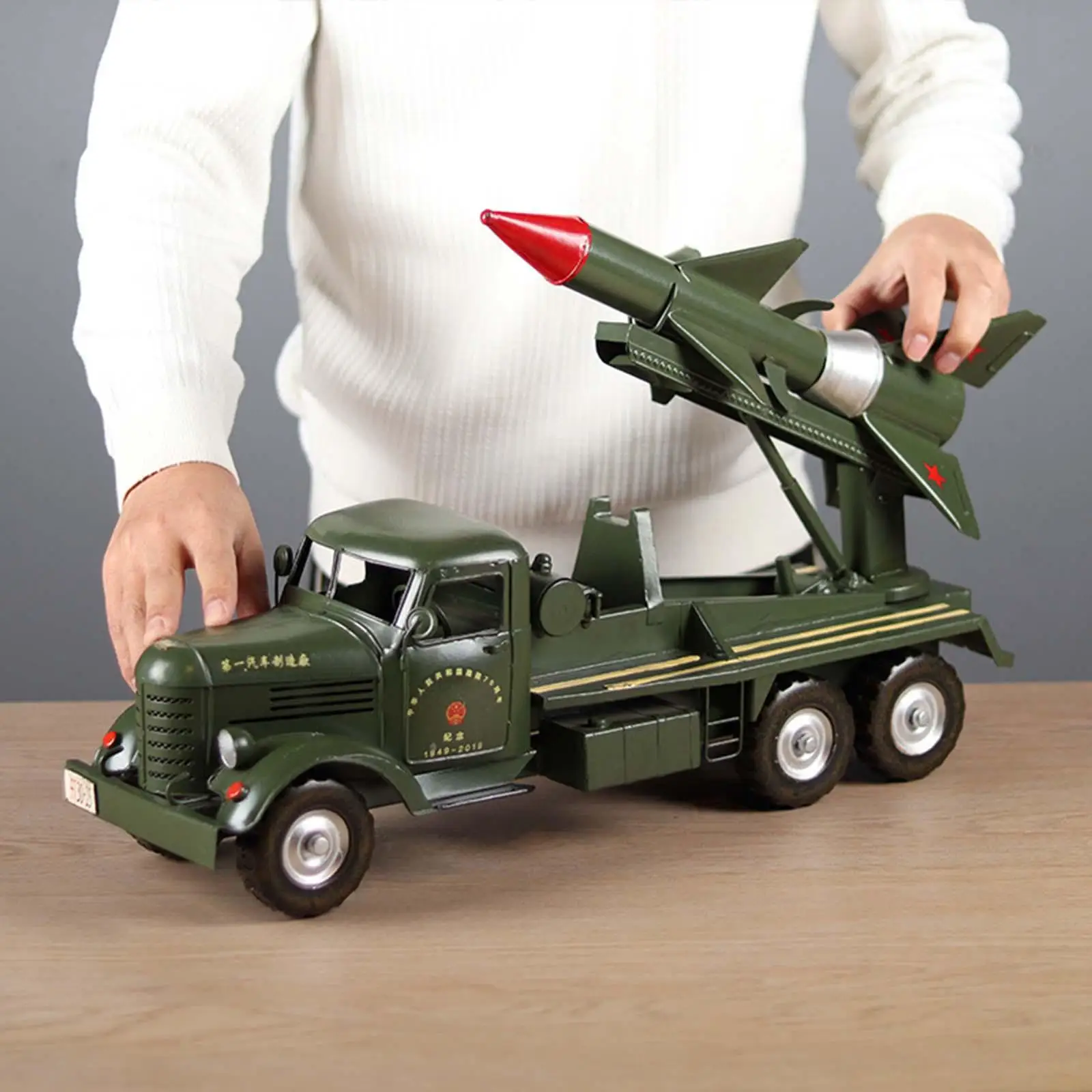 

Dongfeng Missile Carrier Vehicle Model Toy Sturdy Multifunctional Metal Iron