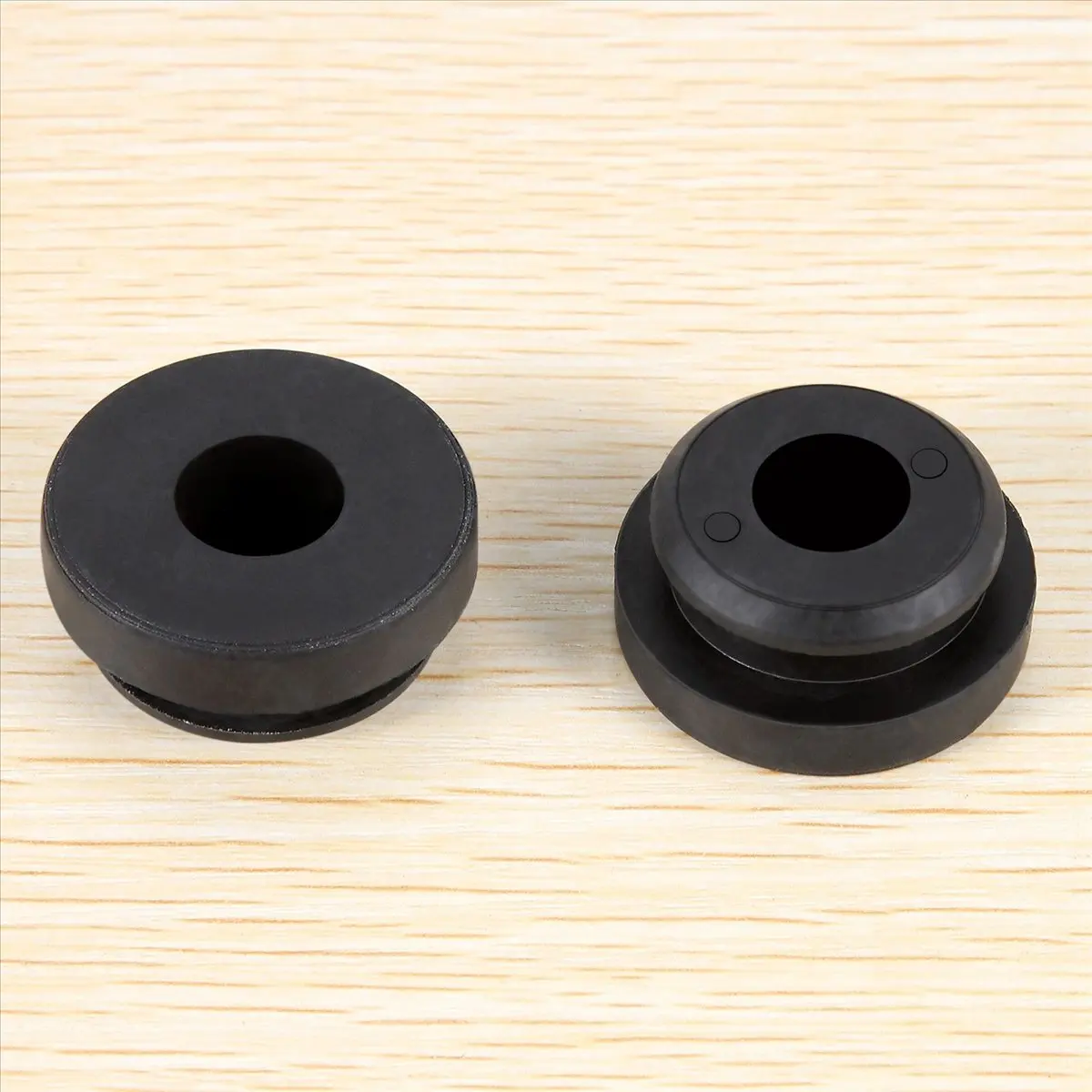 #68V 2PCS Radiator Assembly Black Fit for Honda Accord Civic 74173-SJ4-000,74173-SJ4-000,(rubber)