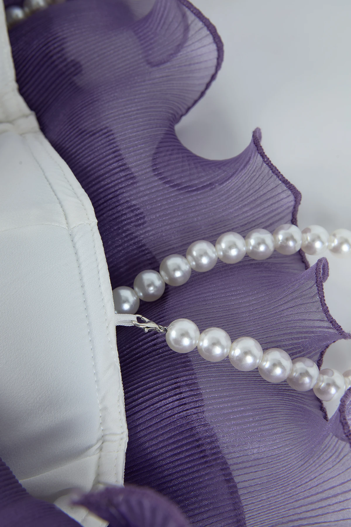 Abito da torta con volant per le vacanze estive alla moda per le donne Abiti da ballo lunghi con perline di cristallo senza spalline