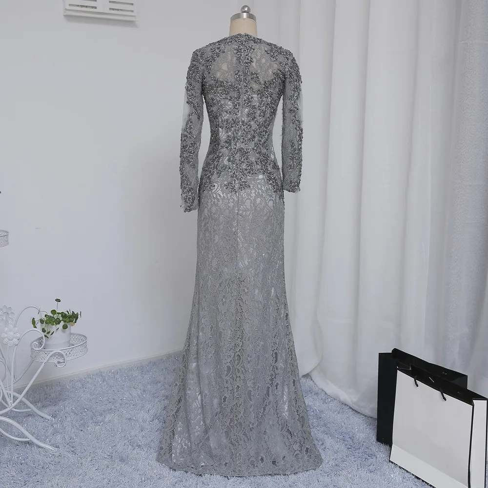 Gray Mother Of The Bride Dresses Mermaid V-neck Long Sleeves Lace Beaded Plus Size Long Groom Mother Dresses For Wedding