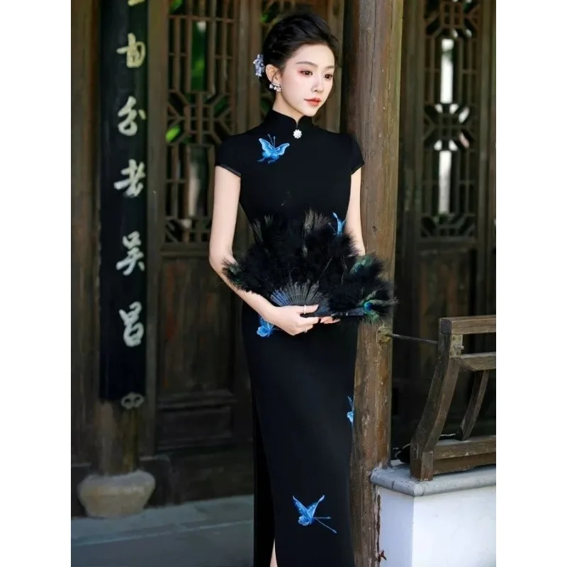 Cheongsam 2026 new butterfly embroidered catwalk improved black cheongsam high-end stage performance clothes