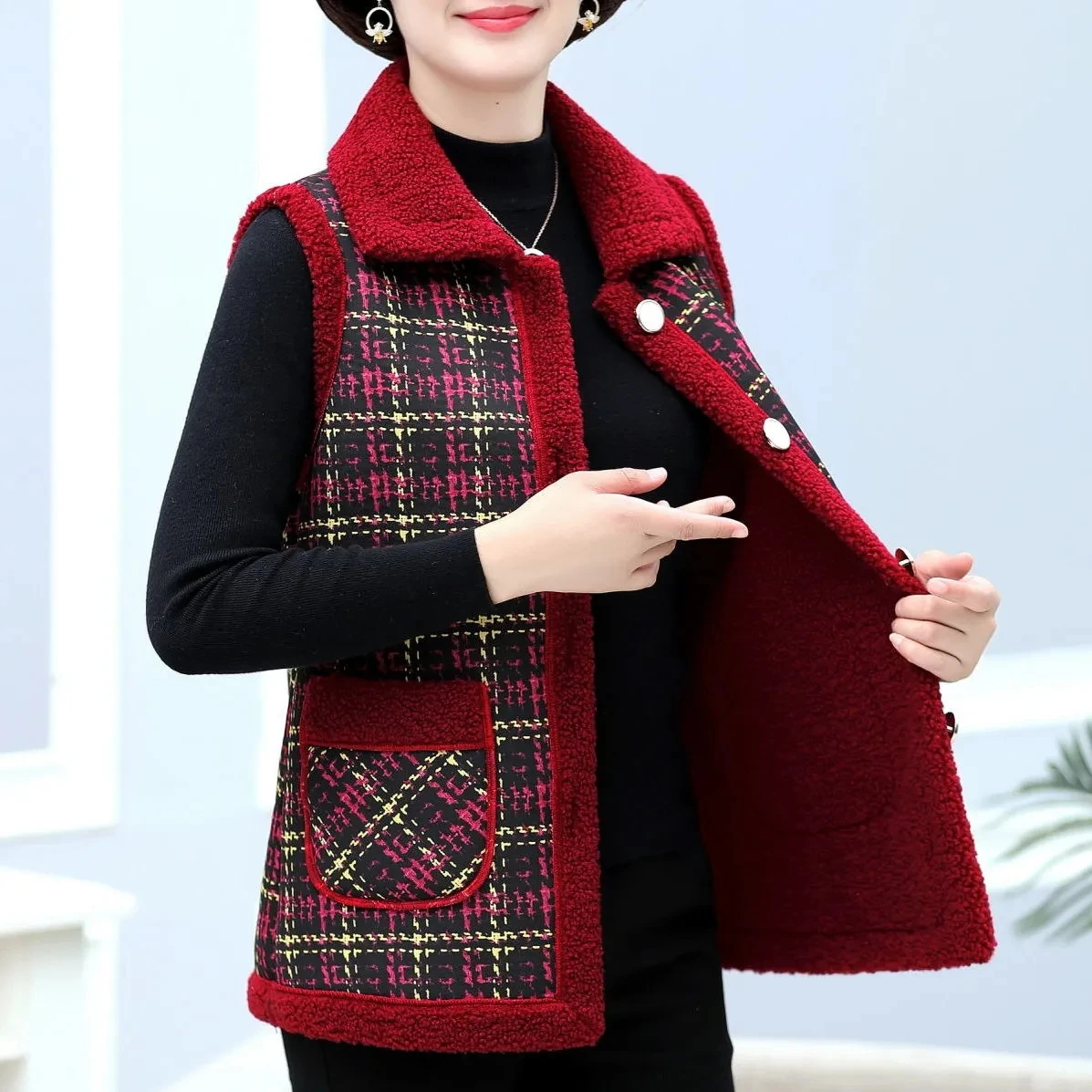 Middle-aged Mother\'s New Splicing Lamb Velvet Vest Autumn Winter Slim Thick Plaid Coat Short Women\'s Warm Sleeveless Jacket 5XL