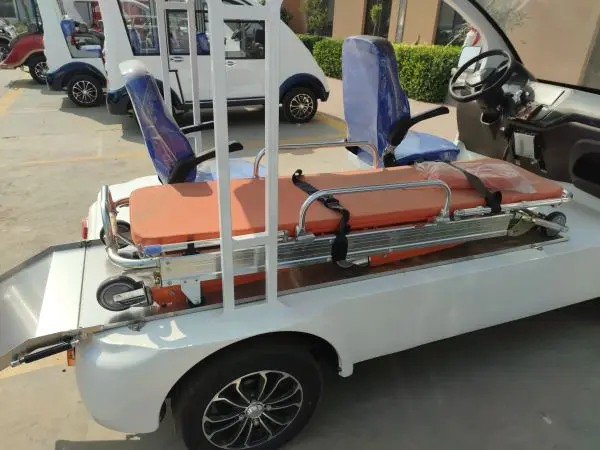 عربة جولف إسعاف كهربائية بتصميم جديد لتوفير الأشخاص للبيع