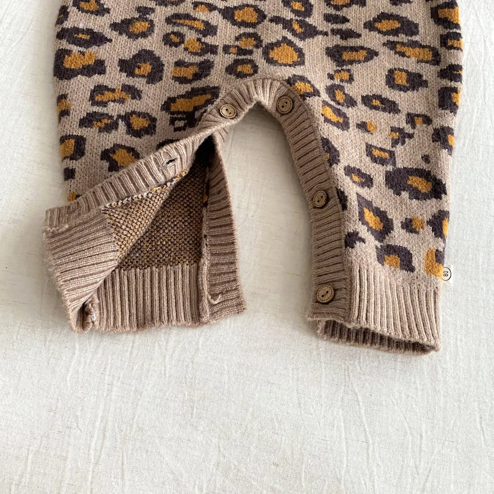 طفل ليوبارد طباعة محبوك رومبير للجنسين الوليد بذلة الرجعية الحيوان طباعة 0-2Y الرضع متماسكة نيسيي