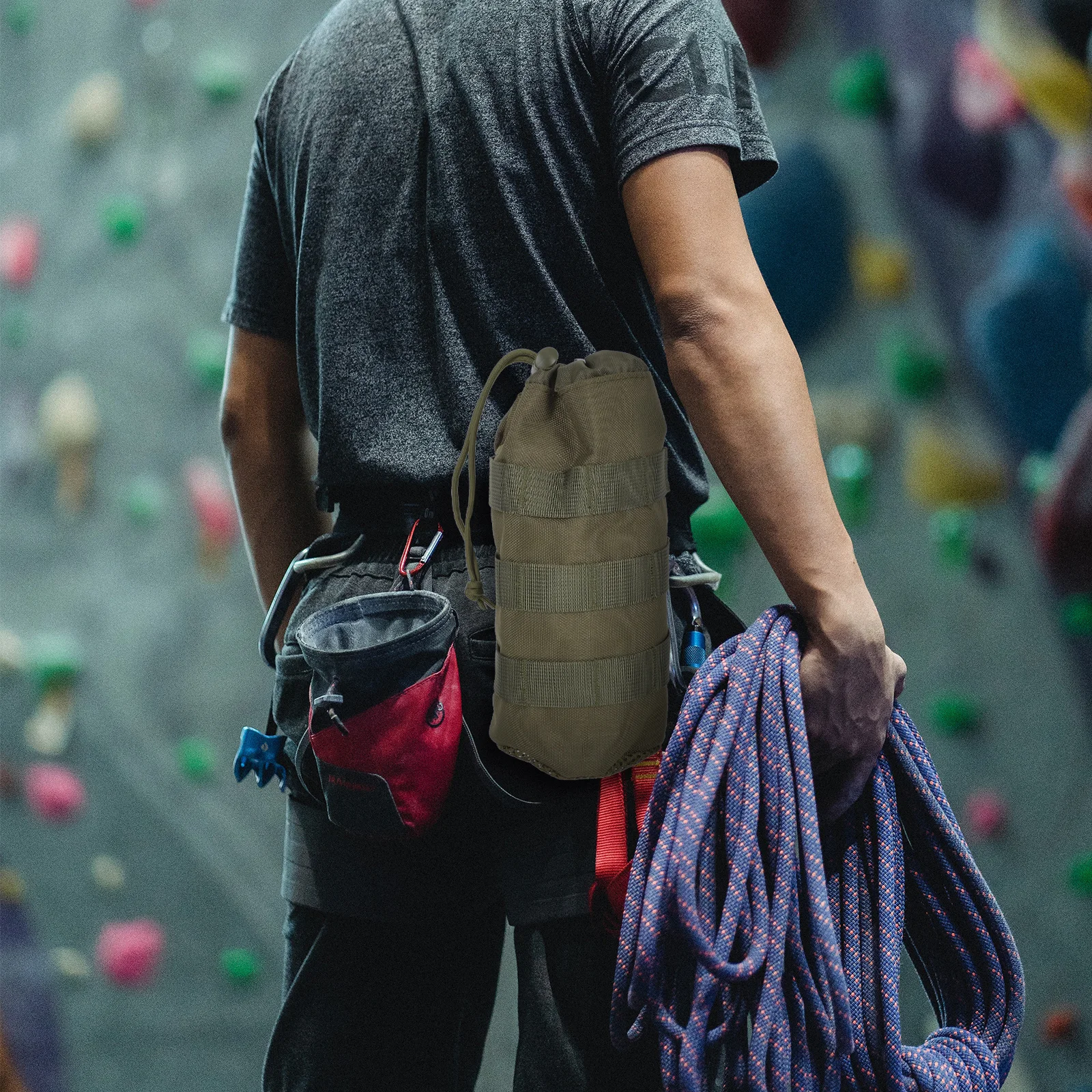 

Portable Water Bottle Carrier Bag Wear-Resistant Non-Skid Secure Strap for Hiking Camping Travel Outdoor Adventures Backpack