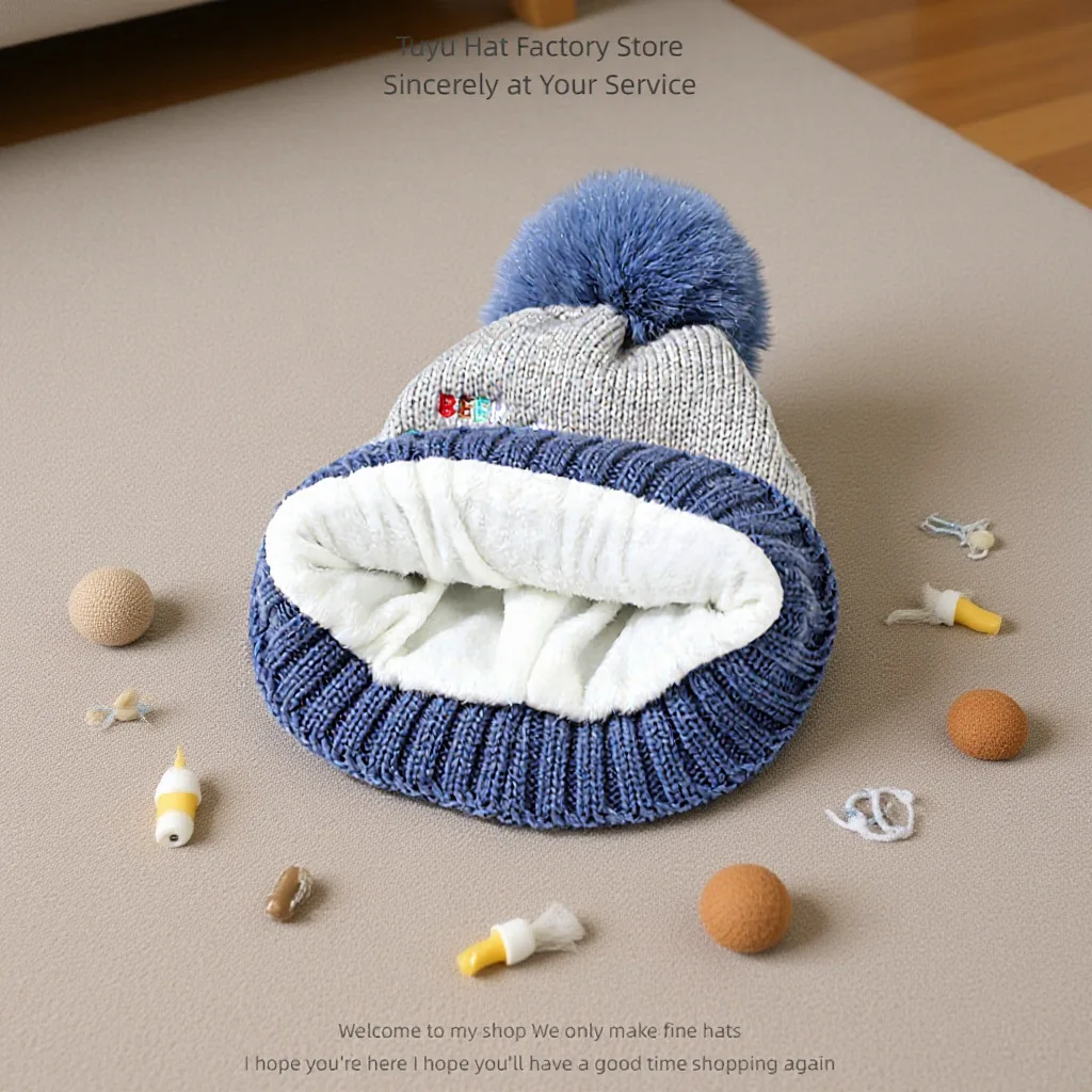 الأطفال قبعة صغيرة مخملية سنود مجموعة المطرزة سيارة زائد المخملية طبقة مزدوجة الدافئة للبنين بيني مع Pompom تزلج قبعات للأطفال