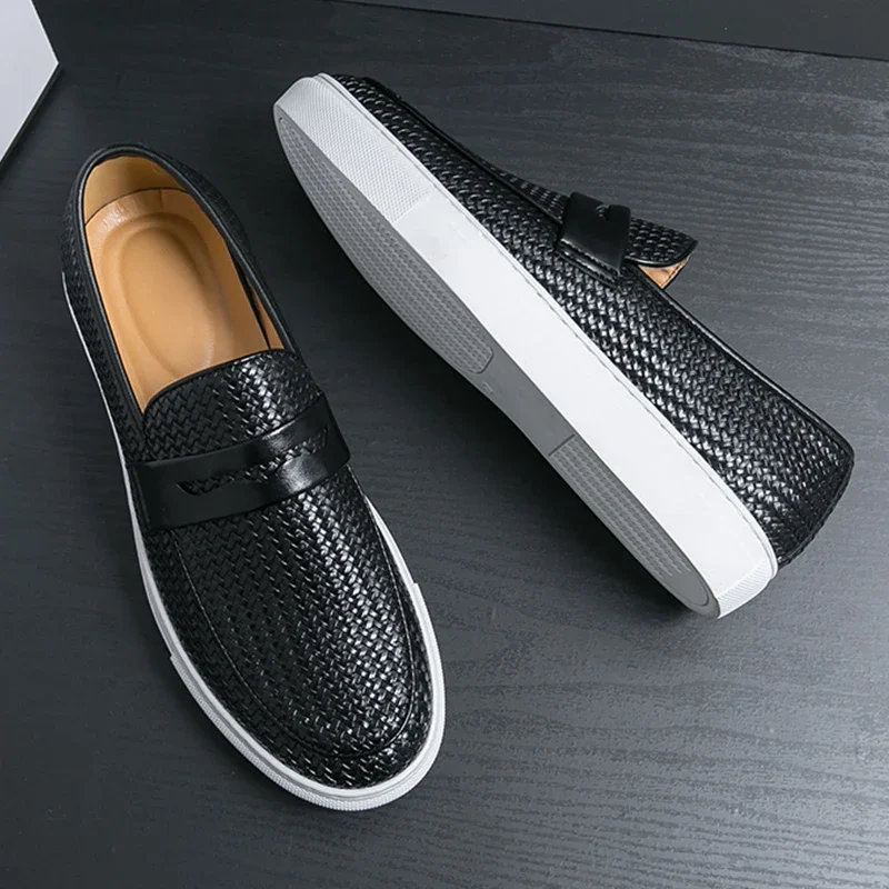 

Fashion Slip On Loafers Men Shoes Board Soft Casual Leather Shoes Men Sneakers Party Weave Pattern Shoes For Man Flat Free