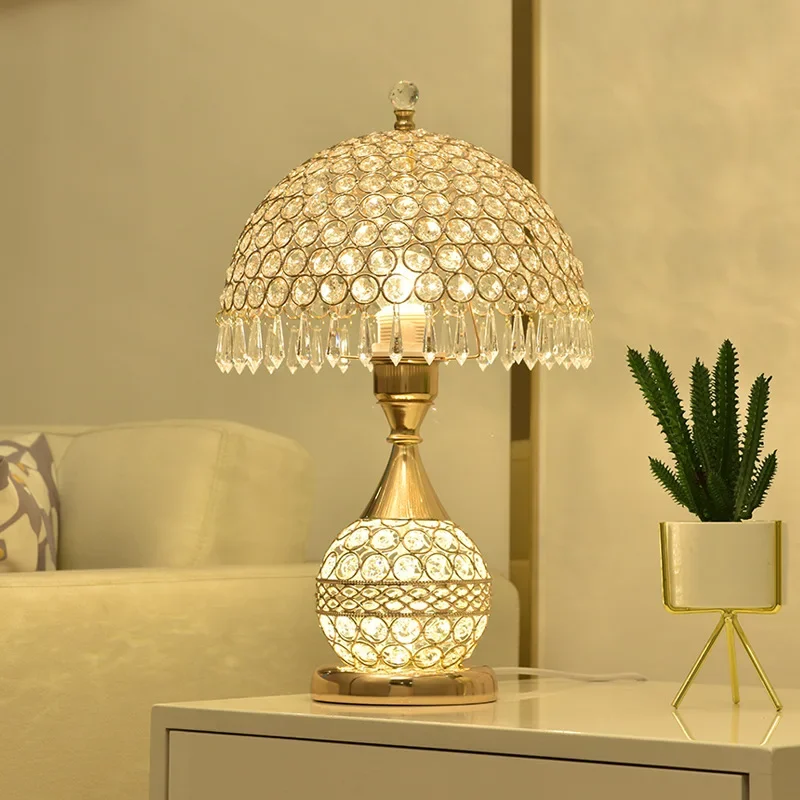 

European Luxury Crystal Table Lamp Warm Home Bedroom Living Room Decorative Night Light Romantic Bedside Atmosphere Lamp