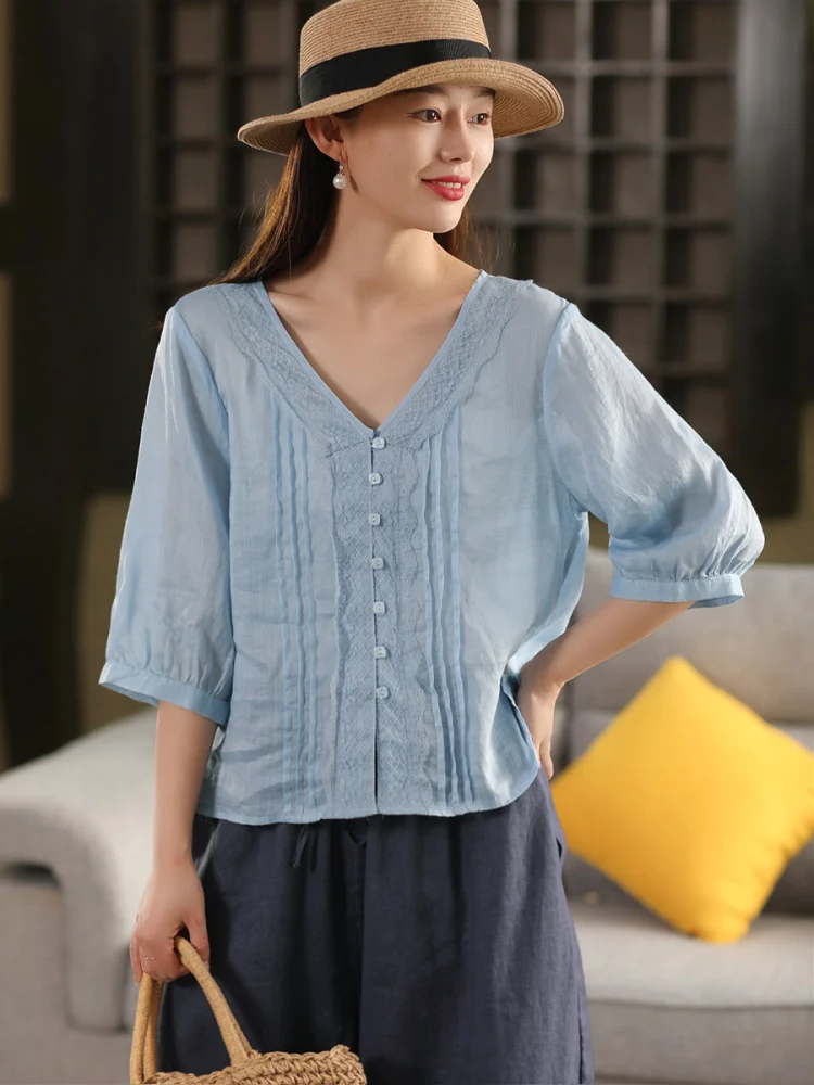 

Платье с кружевными вставками и складками-аккордеон, из ткани 00 Hemp, с обильной вышивкой, в стиле пэчворк, для повседневной носки, свободного кроя.