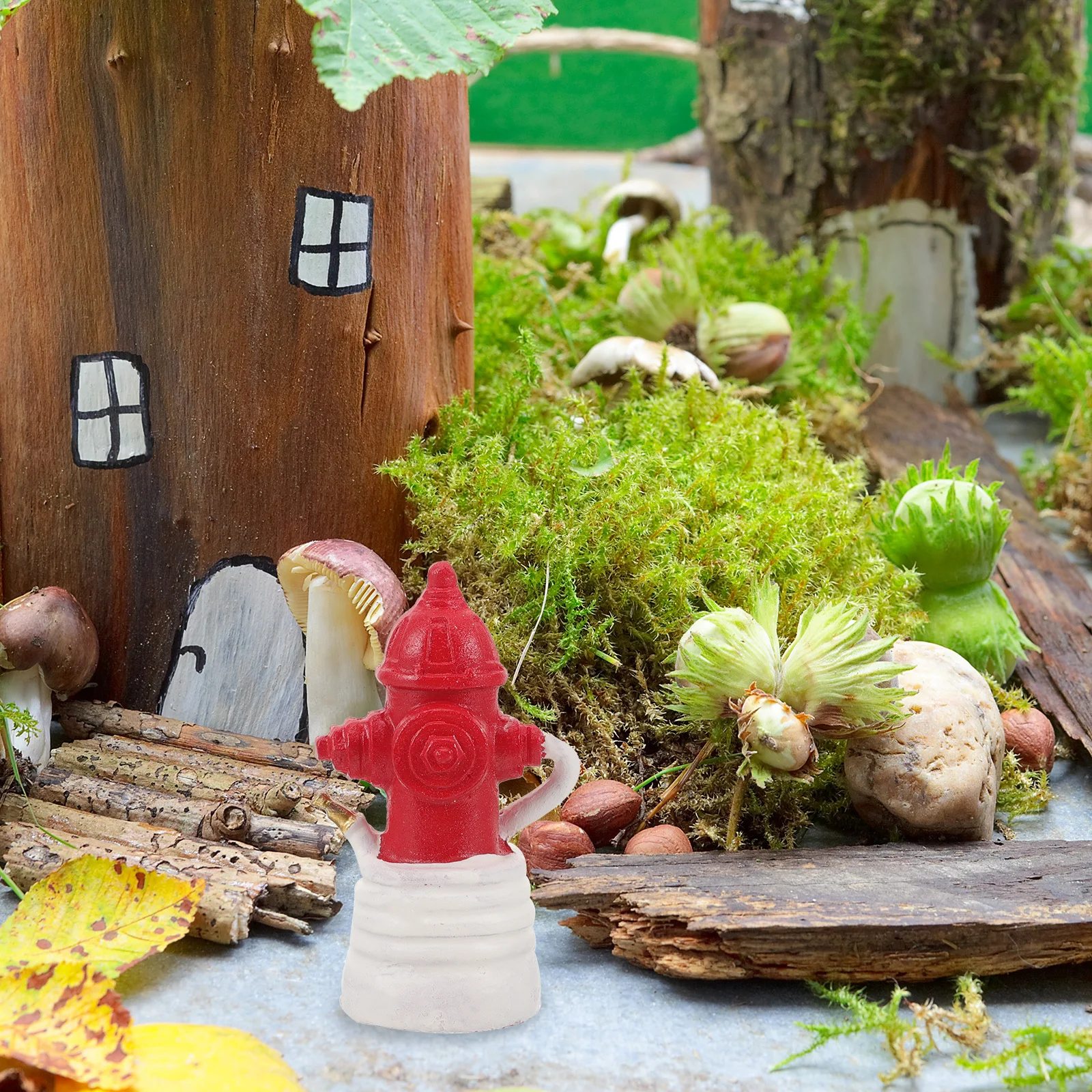 Compact Mini Fire Hydrant Resin Statue Garden Decor Sand Table Layout Prop Lifelike Small Fire Hydrant Ornament