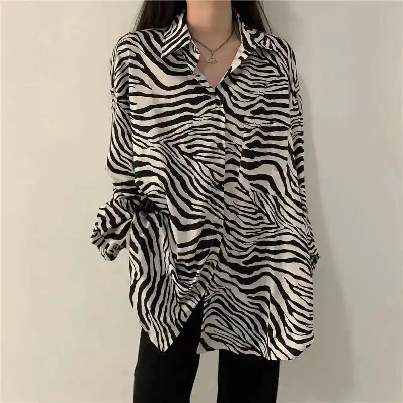 

Retro with Print Female Tops Elegant Luxury Cool Fine Modern Long Korean Popular Clothes Chic Youth Women's Shirt and Blouse