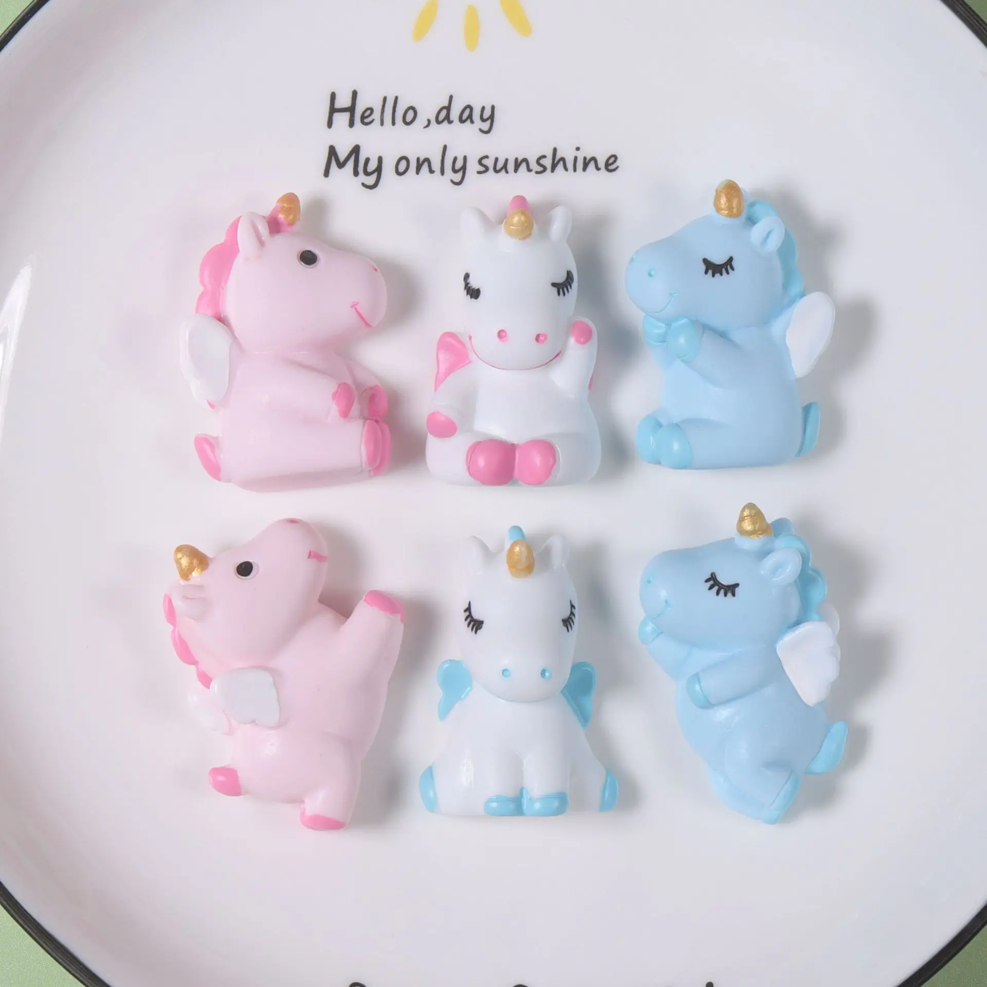 10pcs Resin Unicorn Flatback Cabochon Miniature DIY Scrapbook Craft Home Decor Accessories Kawaii 3D Unicorn Resin Slime Charms