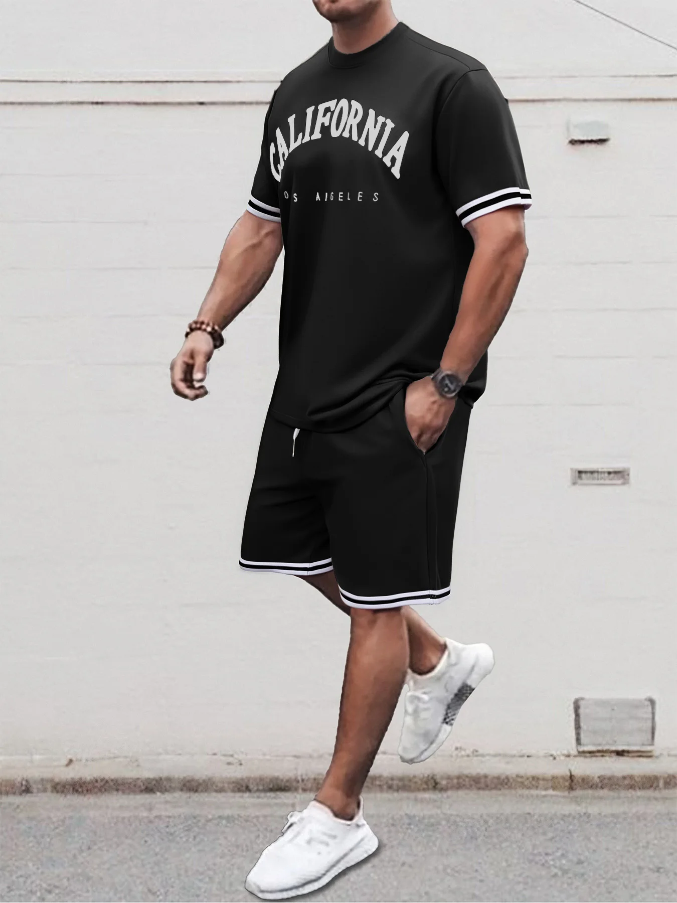 

Men's American Retro Streetwear Set, "California" Letter T-Shirt & Drawstring Shorts