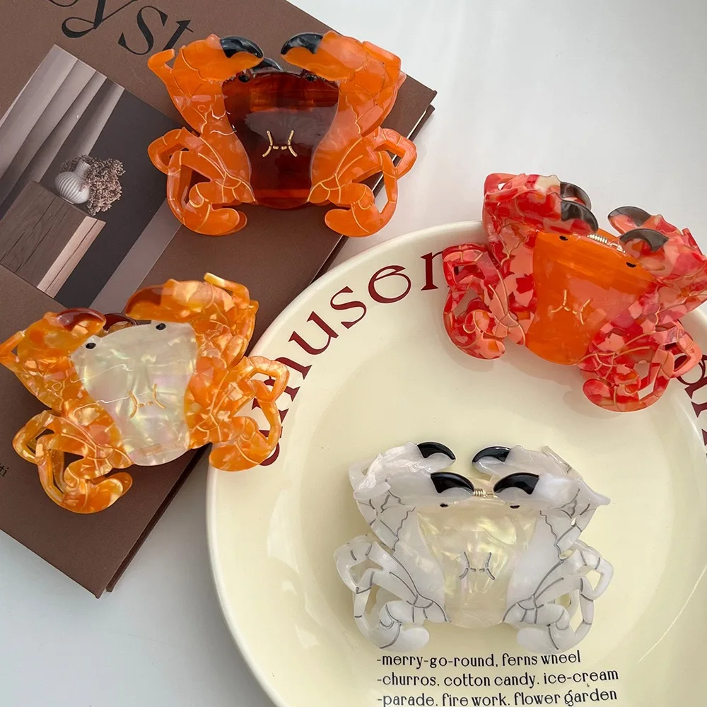 

Crab Claw Hair Clips. Unique and casual summer family style. Acetate, handmade. High-quality. Fashion-trendy.