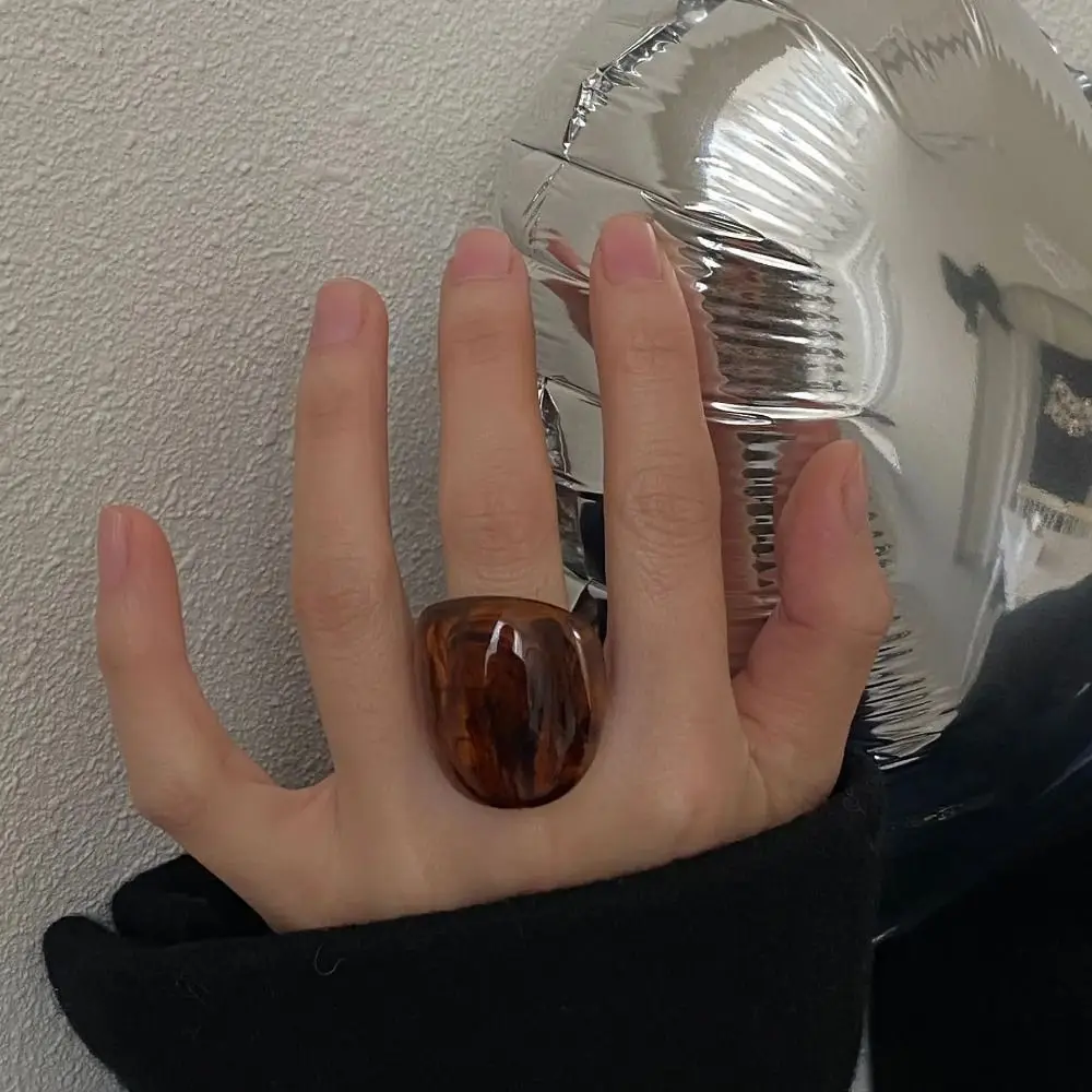 New Geometric Wide Face Chunky Ring Resin Vintage Large Finger Rings Gift Accessories Amber Color Punk Jewelry