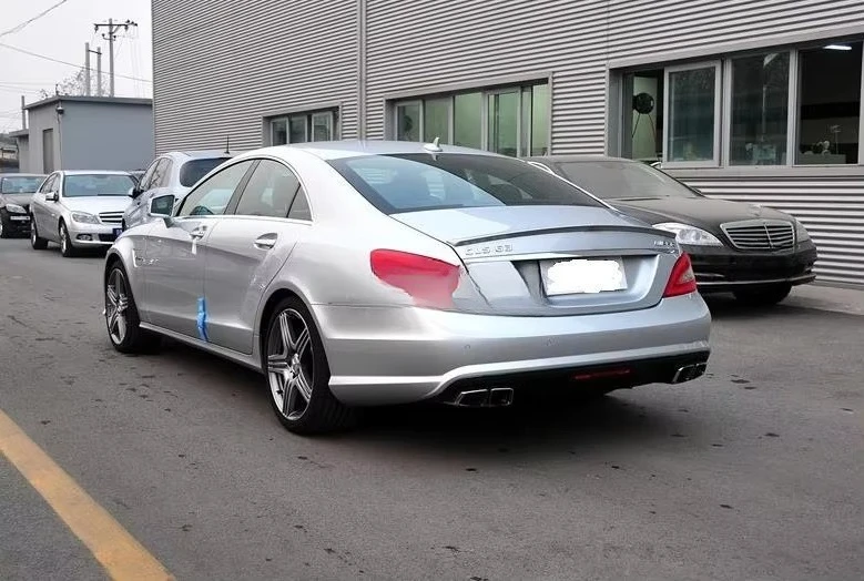 طقم هيكل من المواد البلاستيكية عالية الجودة W218 Cls63 لفئة Cls W218 Cls63