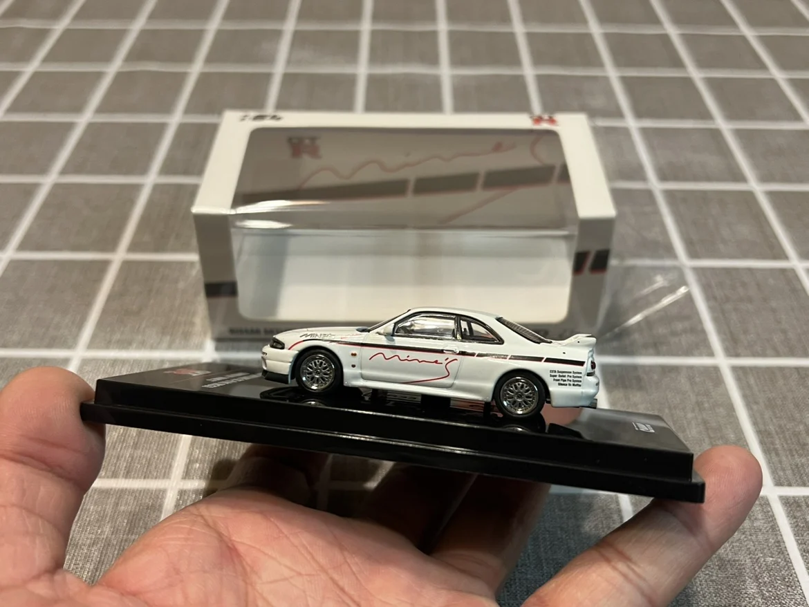 INNO 1/64   NISSAN SKYLINE GT-R N1 (R33) alloy car model toy