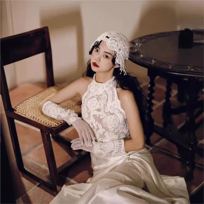 

A light luxury and niche new Chinese-style adult dress for toasting banquets