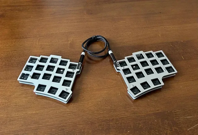 Split Mechanical Keyboard 40-key Layout Mini Mechanical Keyboard Key Change VIA Programmable Independent Custom Gaming Keyboard