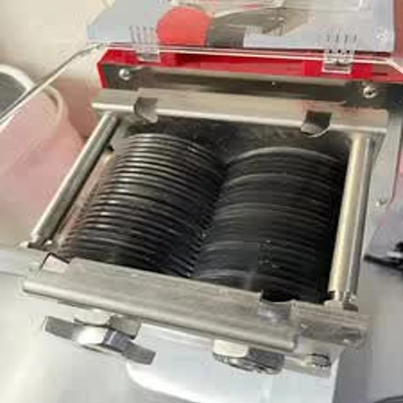 

Электрическая съемная и легкоочищаемая коммерческая/бытовая мясорезка из пищевой нержавеющей стали 304 для нарезки ломтиками, соломкой и кубиками