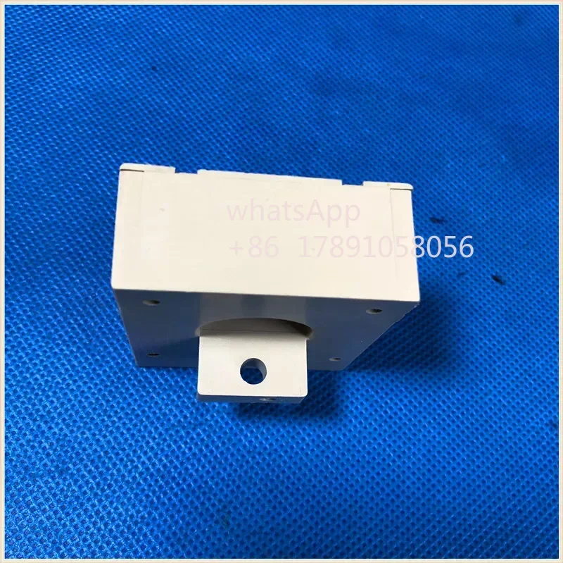 HS-UD314A0157B15J Frequentieomvormer ATV61-ATV71 Hall Transformator Stroomsensor