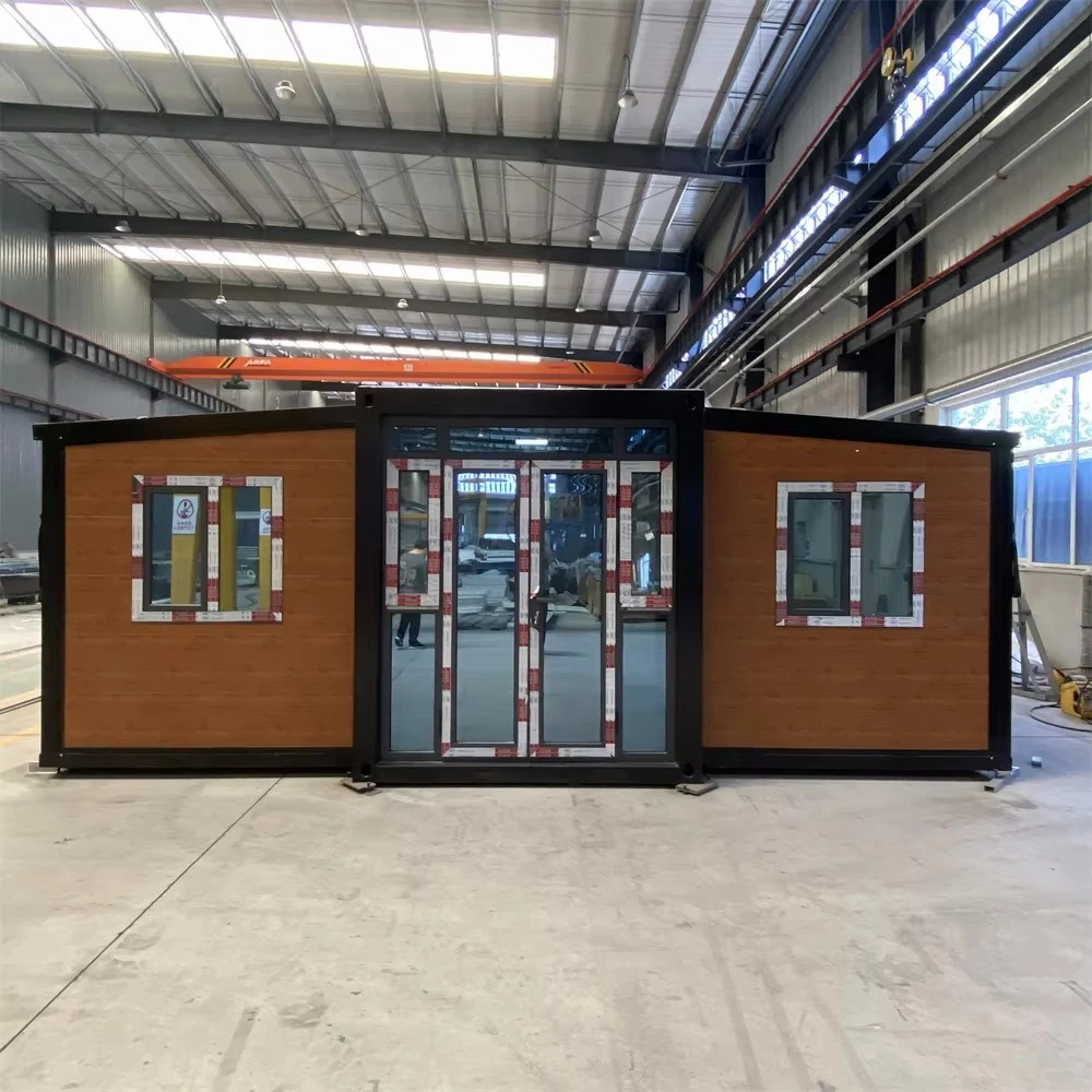 Prefabricated Container House Garden Room Easily Assembled Luxury Home Folding Tiny House Foldable Container House with Bathroom
