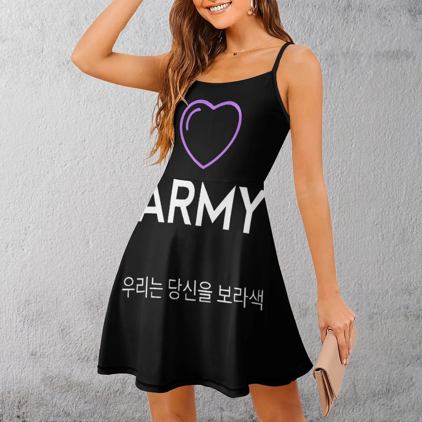 roupas-femininas-exoticas-vestidos-exercito-coracao-emblema-vestido-estilingue-feminino-novidade-clubes-engracado-novidade
