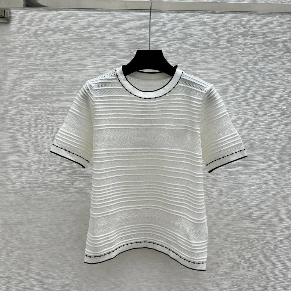 

Высококачественный женский топ с круглым вырезом и короткими рукавами из рубчатой ткани, новинка 2026 года. Простые и стильные, подходят для повседневной носки xy26415154