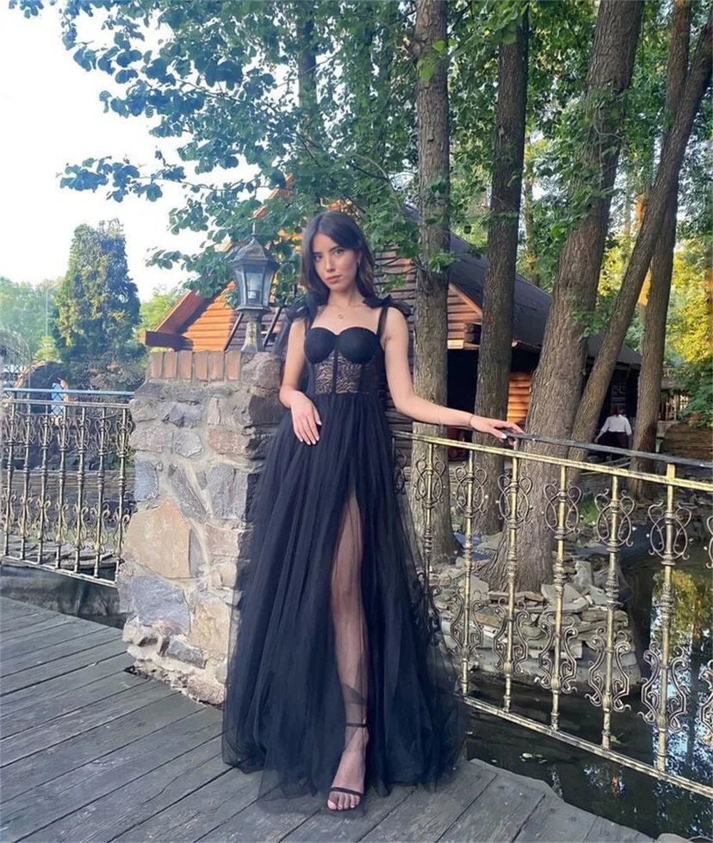 Sansa Black Lace Embroid On Chest A-line فساتين سهره فاخره 2023 Sexy Side Split Tulle فساتين السهرة Sweetheart Prom Dresses