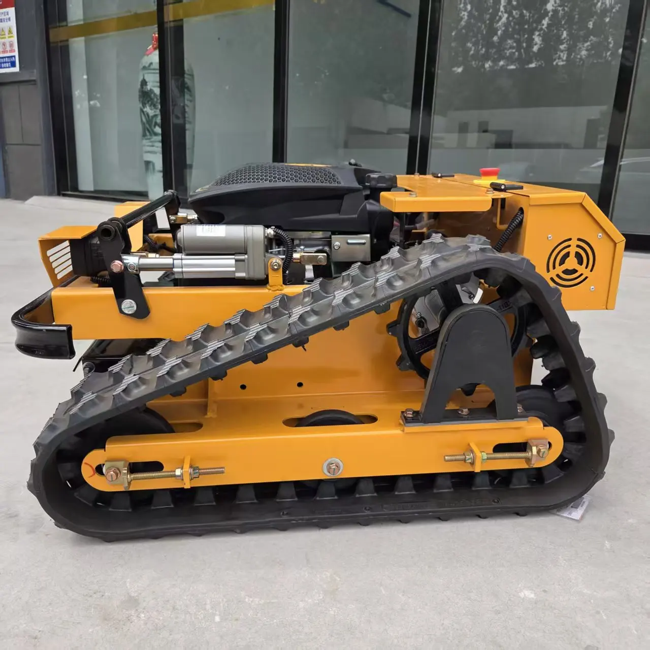 트랙 예초기 원격 제어 농업용 가솔린/디젤 로봇 정원 500mm 유연 무선 무료 배송 맞춤 제작