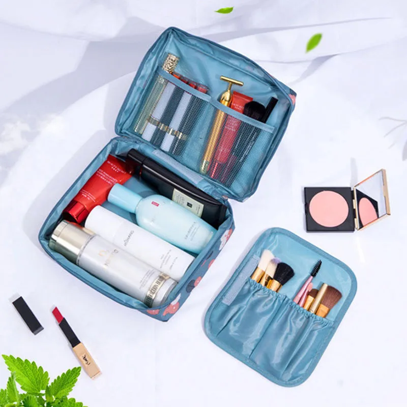 Girls Multifunctional Travel Makeup Bag Waterproof Portable Cosmetic Organizer with Multiple Compartments for Women