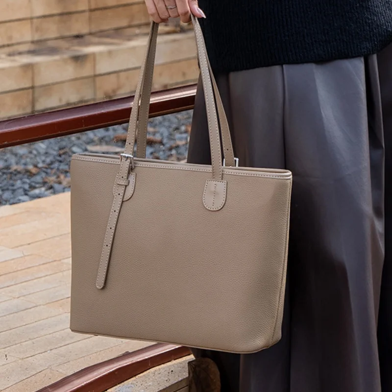 

Women's Luxury Female Large Capacity Bucket Bags Vintage High Quality Simple Handbag Ladies Genuine Leather Bucket Shoulder Bag