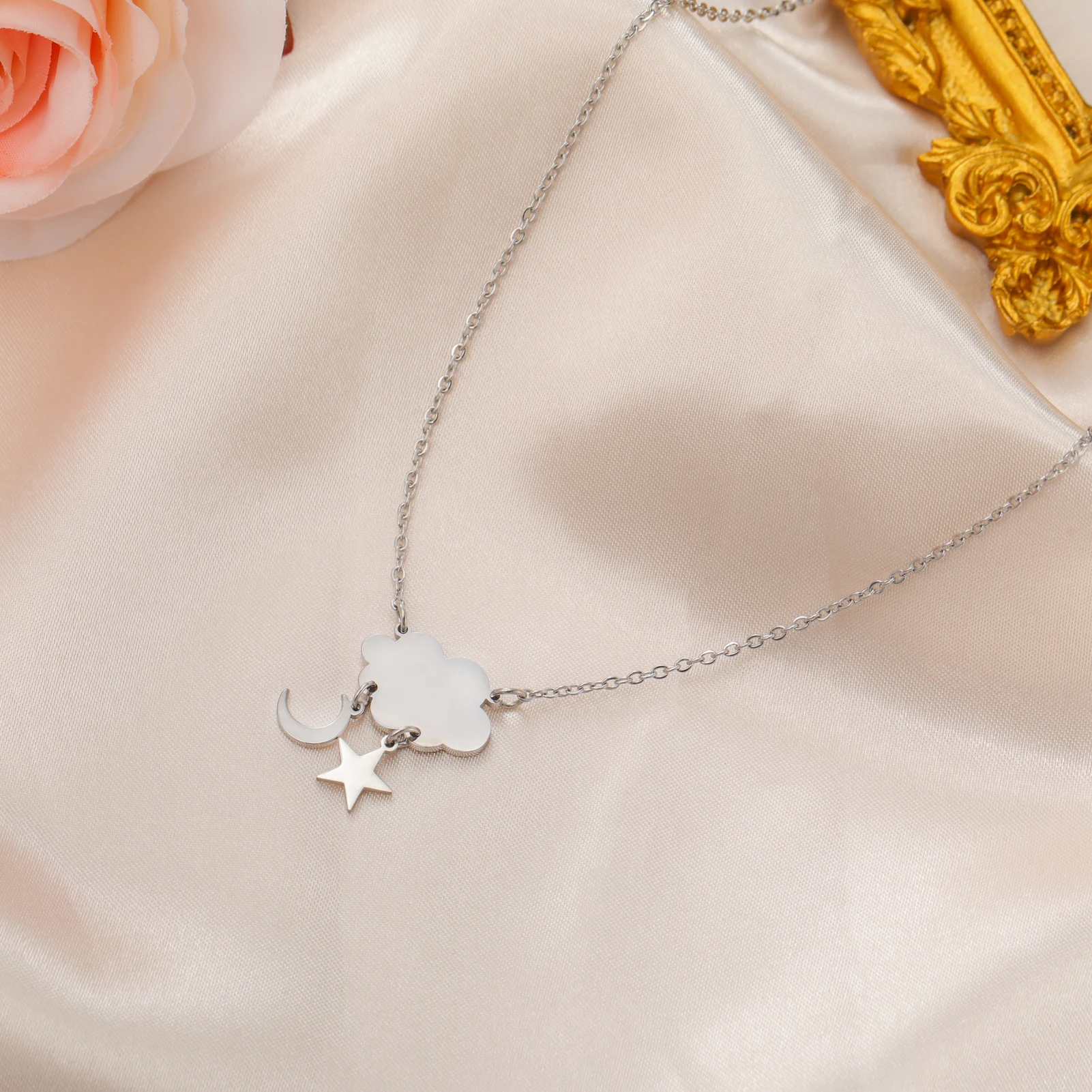 Skyrim سحابة ستار قلادة على شكل قمر قلادة الفولاذ المقاوم للصدأ السيدات والفتيات أسلوب بسيط يوم الناس الذكرى مجوهرات هدية 2025 #3
