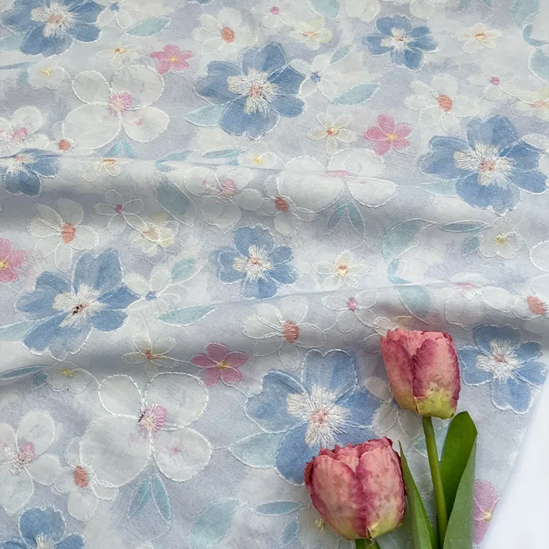 

Новая ткань в китайском стиле с цветочным цифровым принтом и вышивкой для креативных платьев Ханьфу и Ципао: модная и удобная одежная ткань