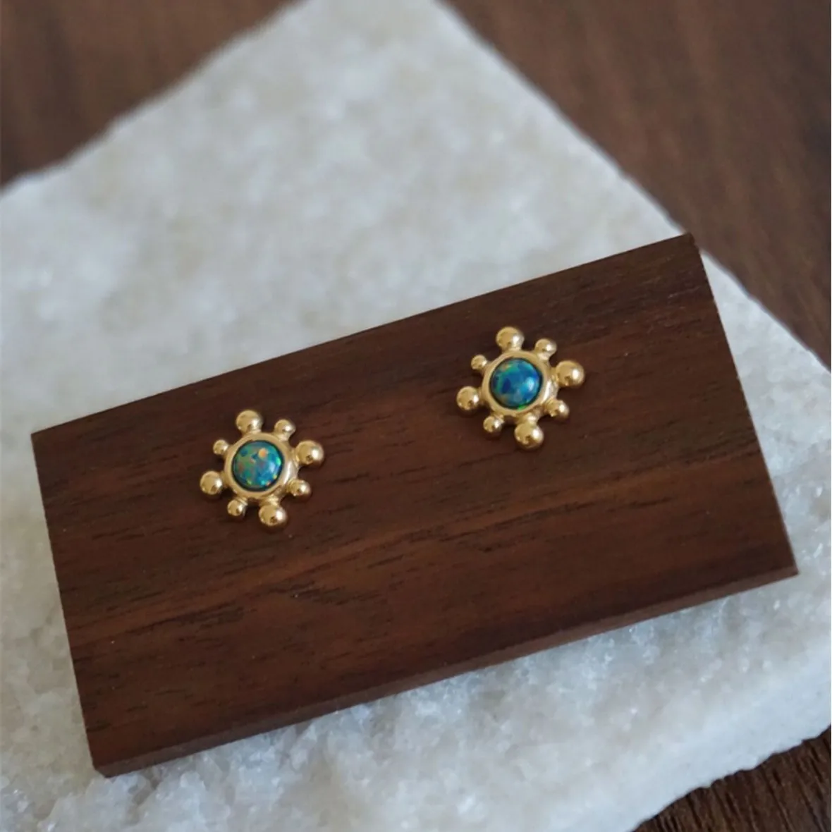 Dreamy Opal Sunflower Stud Earrings S925 Silver 18K Gold Plated Simple Luxury Delicate Ear Jewelry For Women