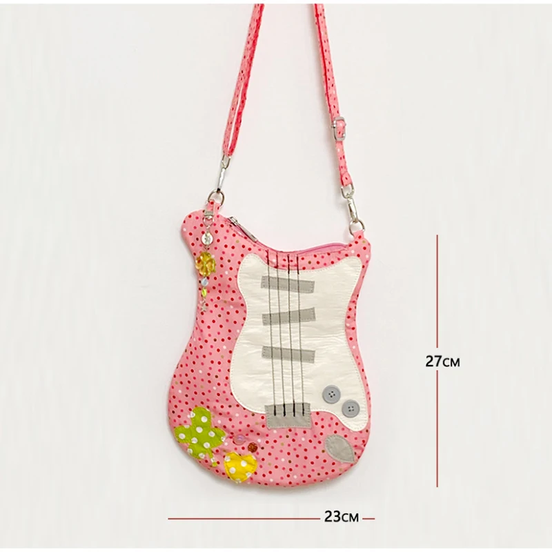 Umhängetasche in Gitarren-/Bassform, Handtasche aus Stoff mit vierblättrigem Kleeblatt- und Polka-Dot-Knopf-Design, leichte Freizeittasche – Detail 1