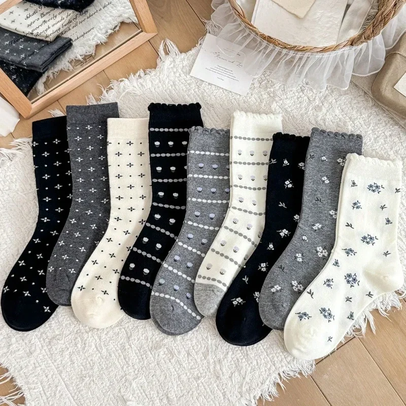 3 Pairs Women Socks New Fashion Cute Dots Flowers Cotton Socks For Girls Daily Breathable Korean Style Socks For Women