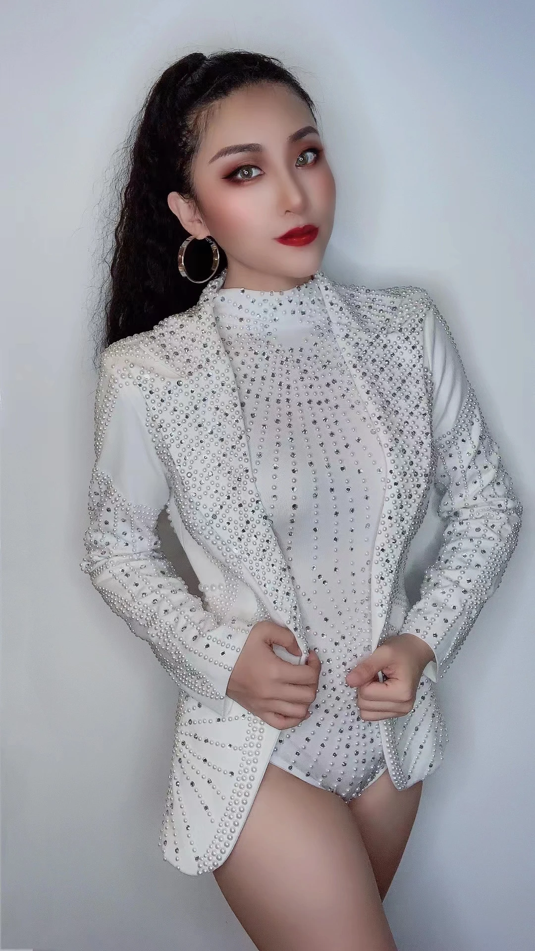 White Pearls Rhinestones Bodvsuit Blazer CoatBirthday Evening Show Sexy Costume FemaleSinger Performance Clothes Set DaxibaiA437