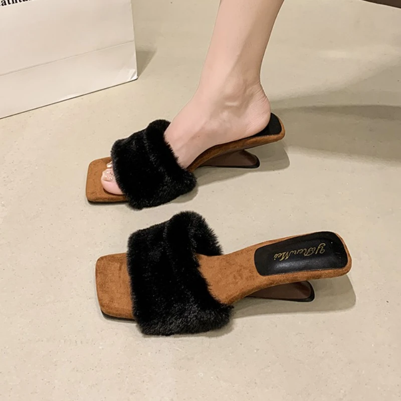 

Fur Women Slippers Designer High Heels Shoes Square Toe Heeled Shoes 2025 Elegant New Winter Sexy Woman Pumps Party Zapatillas