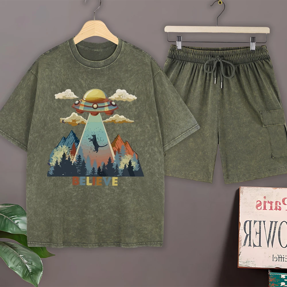 

Мужской летний комплект: футболка оверсайз из легкого хлопка и шорты карго, с круглым вырезом, короткий рукав, повседневный стиль