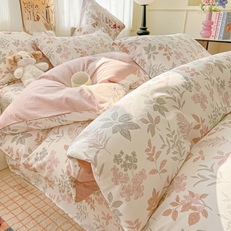 

100% Cotton Luxury 4-Piece Bedding Set, Ultra Soft Premium Duvet Cover with Fitted Sheet & Pillowcases, Comfortable for Home Use