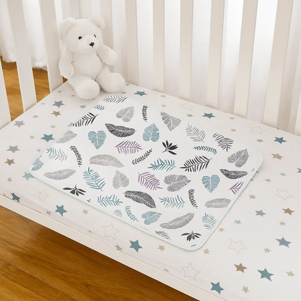 

Складной дизайн, коврик для пеленания детских подгузников, супервпитывающий хлопковый материал, портативный коврик для пеленания, многоразовый коврик, водонепроницаемый чехол