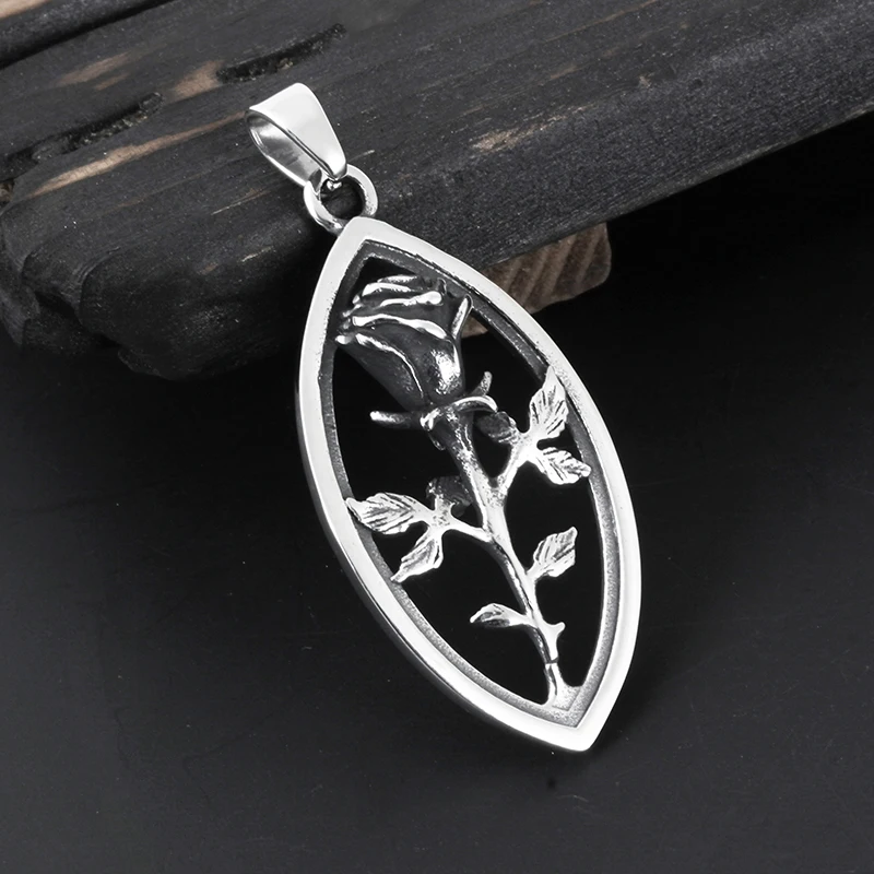 316L Stainless Steel Fashion Retro 3D Rose Men\'s Pendant Necklace European and American Trendy Men\'s Jewelry Couple Gifts