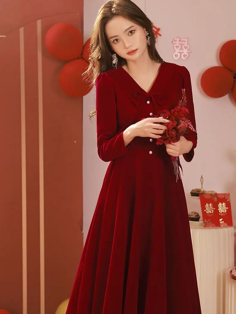 Large Size Burgundy Women Velvet Evening Dresses Simple Long Sleeve Party Dress Solid Female Formal A-Line Gowns