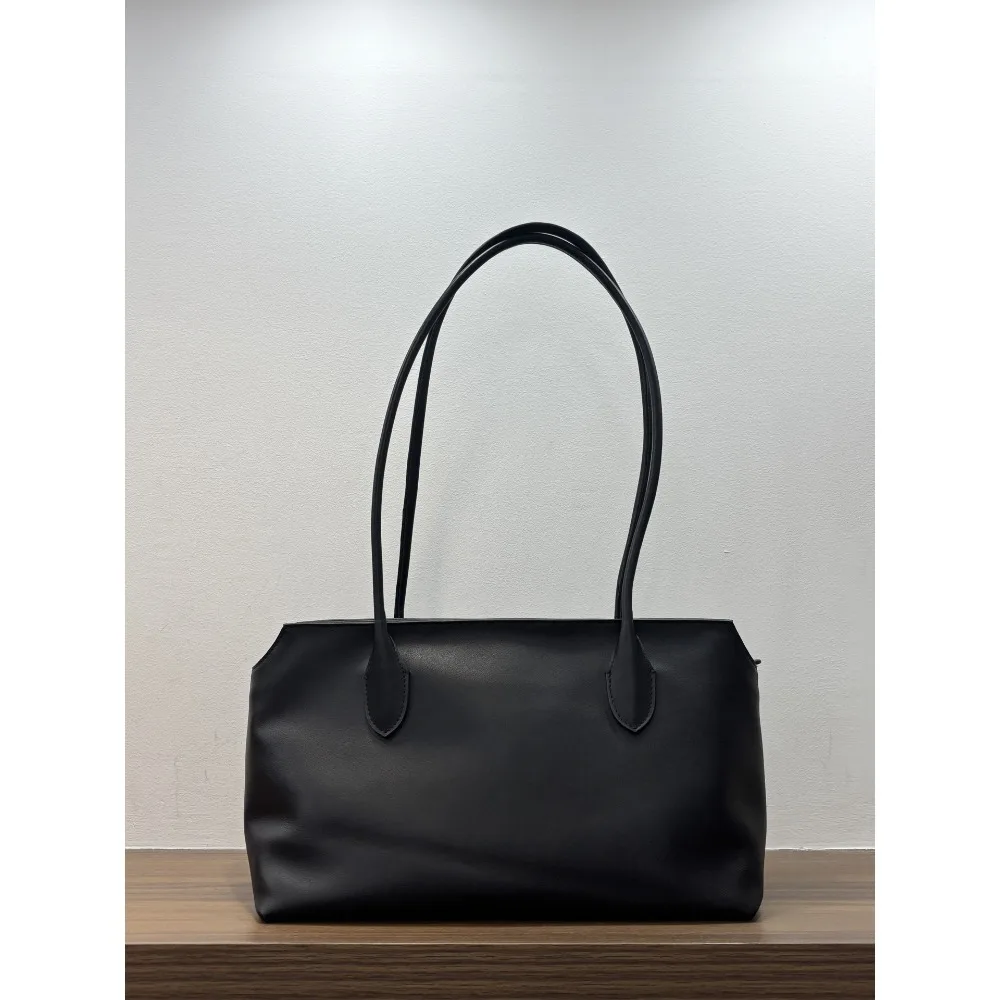 Light Luxury High Texture New Long Handle Shoulder Bag Leather Underarm Bag Large Capacity Portable Tote Bag Commuting Fashion