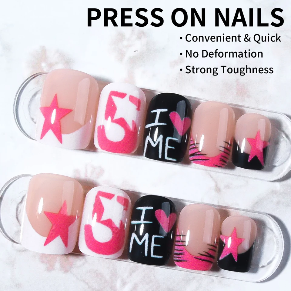 24 piezas uñas postizas cortas cuadradas con estampado de leopardo y blanco empolvado, con diseños de corazones, estrellas y viernes 2